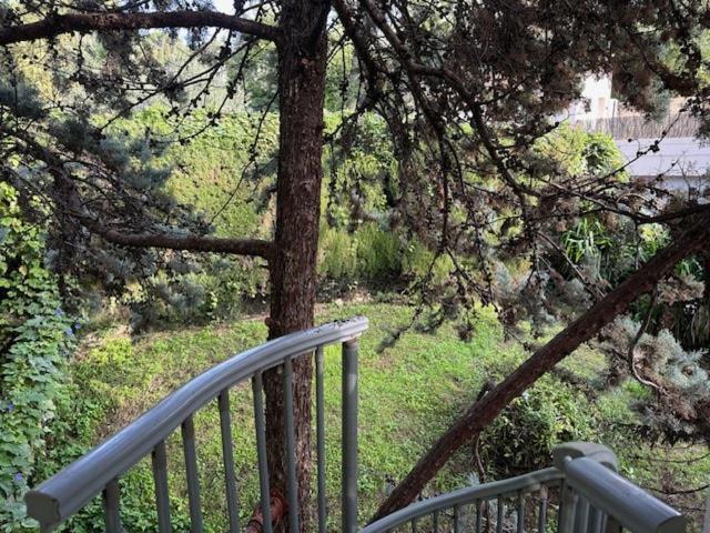 Cosy Private By House With Sea View Apartamento Cannes